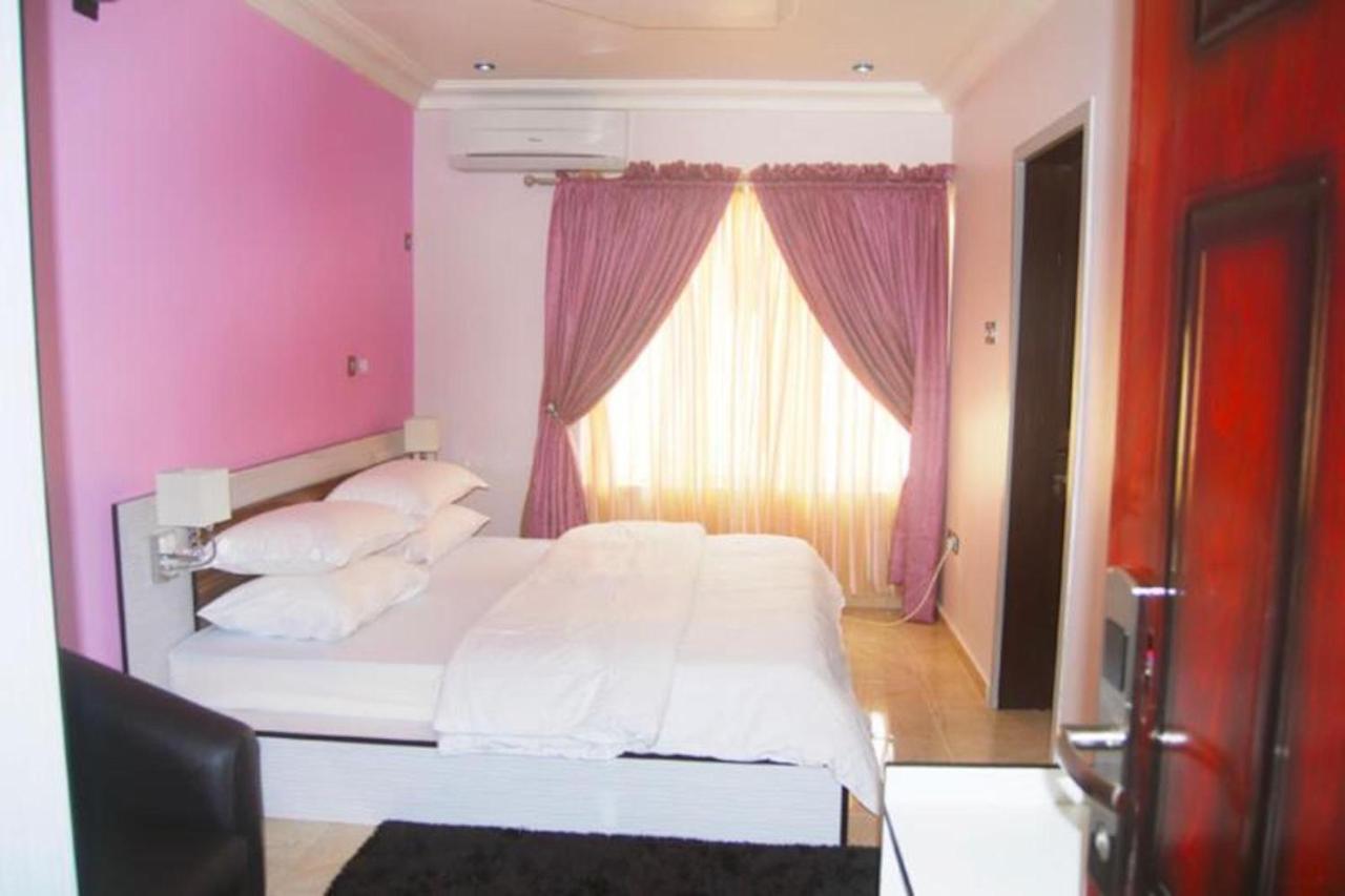 Milestone Hotel Ogombo Εξωτερικό φωτογραφία